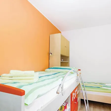 3 Bedroom Lovely In Bregi